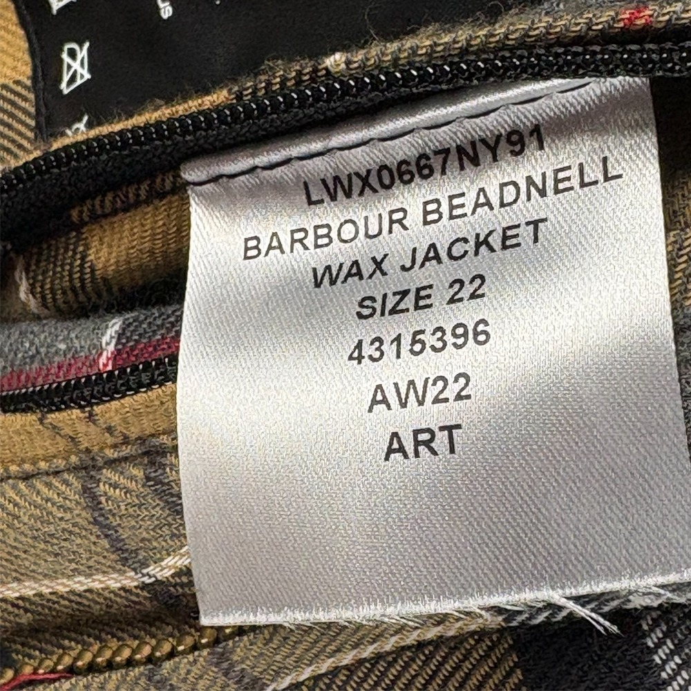 Barbour Beadnell Waxed Jacket Womens 18 2XL Navy Tartan Removable Hood $453 - Picture 9 of 16